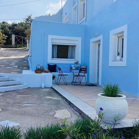 The Blue House Apartment Vromolithos ภายนอก รูปภาพ